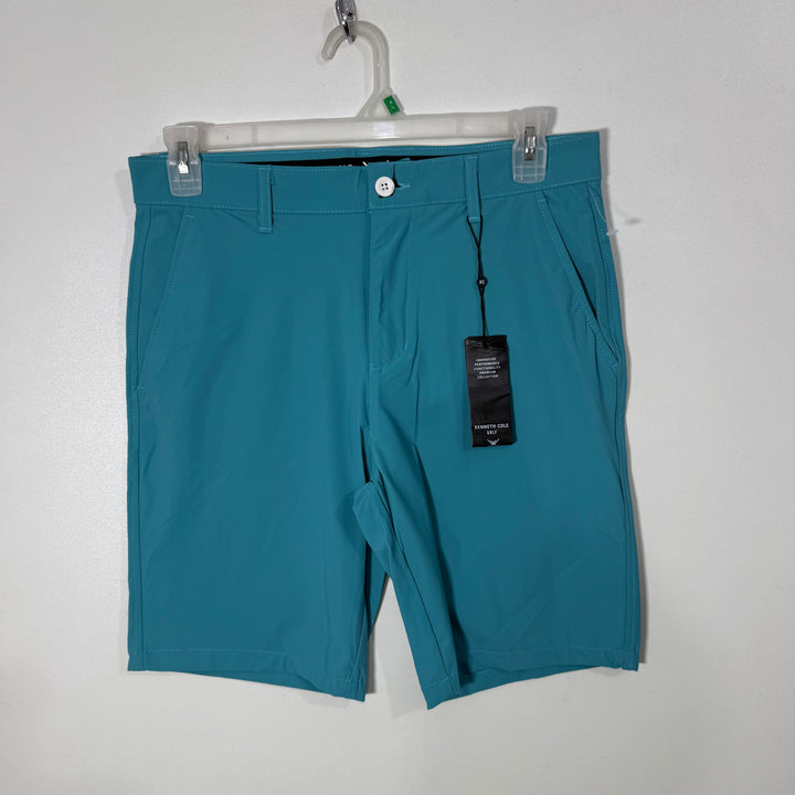 KENNETH COLE GOLF SHORT BRAND NEW WITH STRETCH