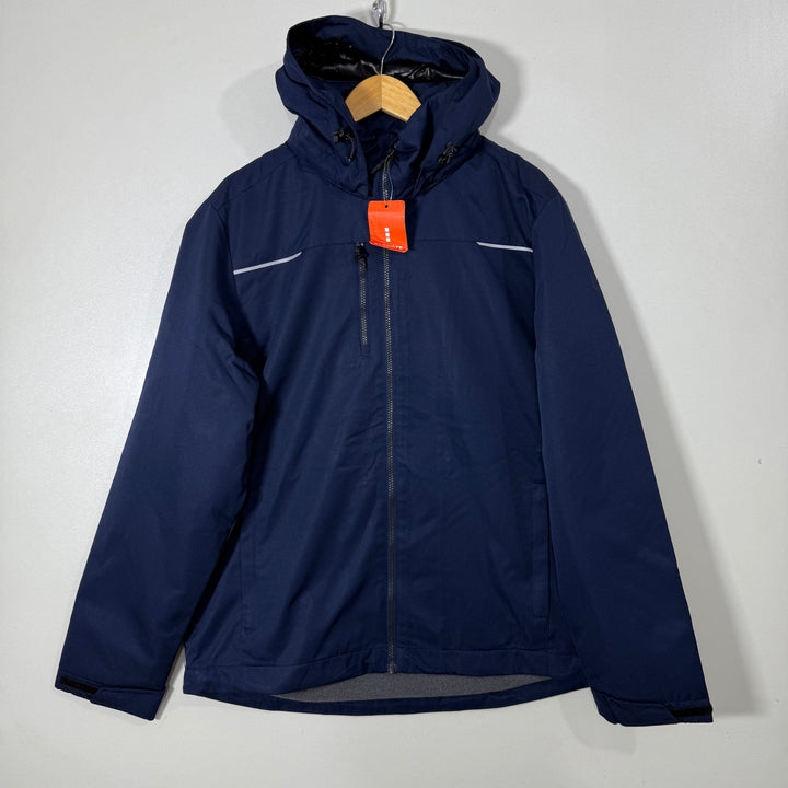 ELEVATE SOFT SHELL JACKET BRAND NEW WITH HOOD