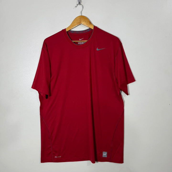 NIKE PRO COMBAT FITTED SPORT TSHIRT