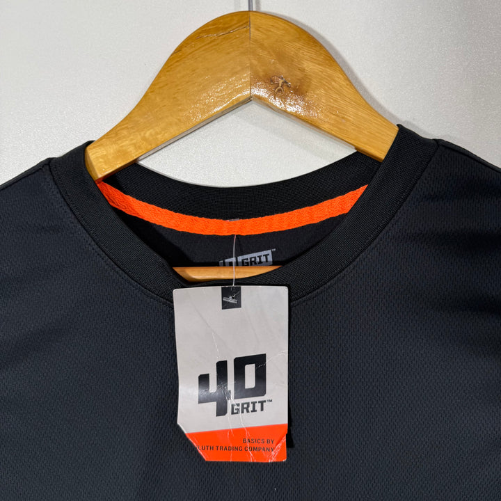 40 GRIT WOMEN SPORT SLEEVES LESS BRAND NEW BLACK COLOUR