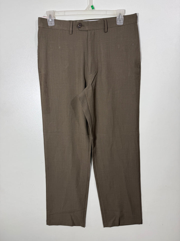 HAGGAR CLASSIC FIT TRAVEL PERFORMANCE PANT WITH STRETCH