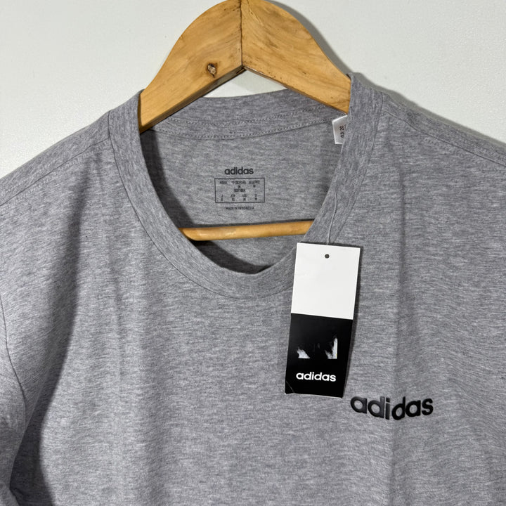 ADIDAS COTTON TSHIRT BRAND NEW