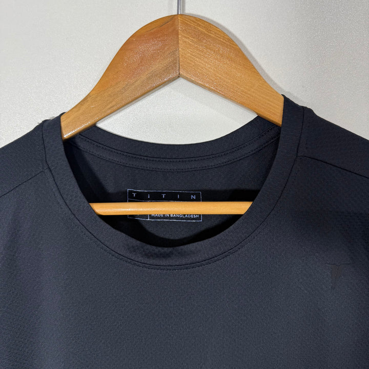 TITIN RUNNING SPORT TSHIRT BLACK COLOUR