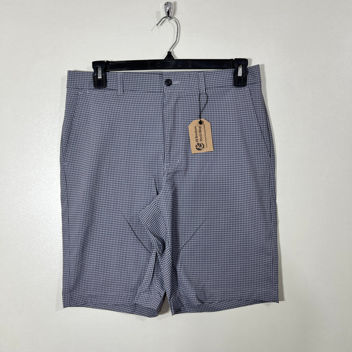 PGA TOUR CHECKERED GOLF SHORT