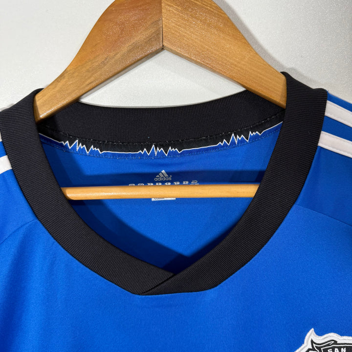 ADIDAS CLIMALITE V NECK SPORT TSHIRT