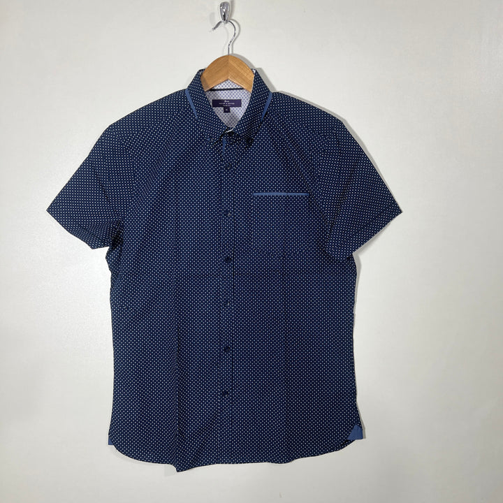 TAILOR & CUTTER HALF SLEEVES SHIRT