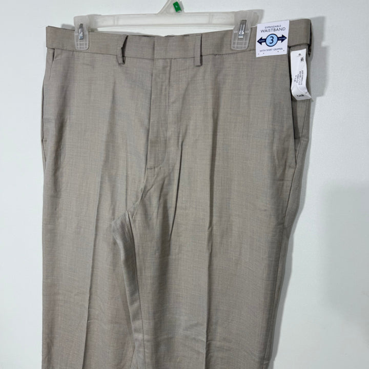 SADDLEBRED TRAVELER STRAIGHT FIT COMFORT FLEX EXPANDABLE WAISTBAND STRATCH FABRIC WRINKLE FREE MOISTURE WICKING TEXTURED PERFORMANCE DRESS PANT BRAND NEW