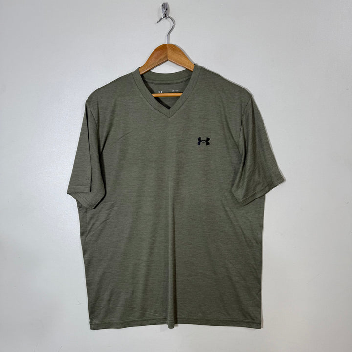 UNDER ARMOUR V NECK SPORT TSHIRT