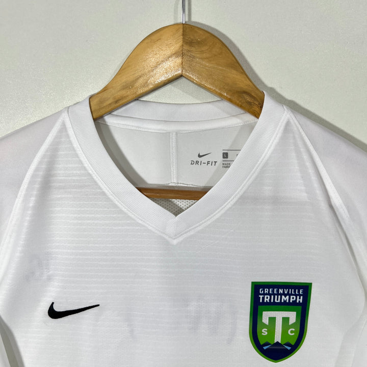 NIKE DRI FIT V NECK SPORT TSHIRT