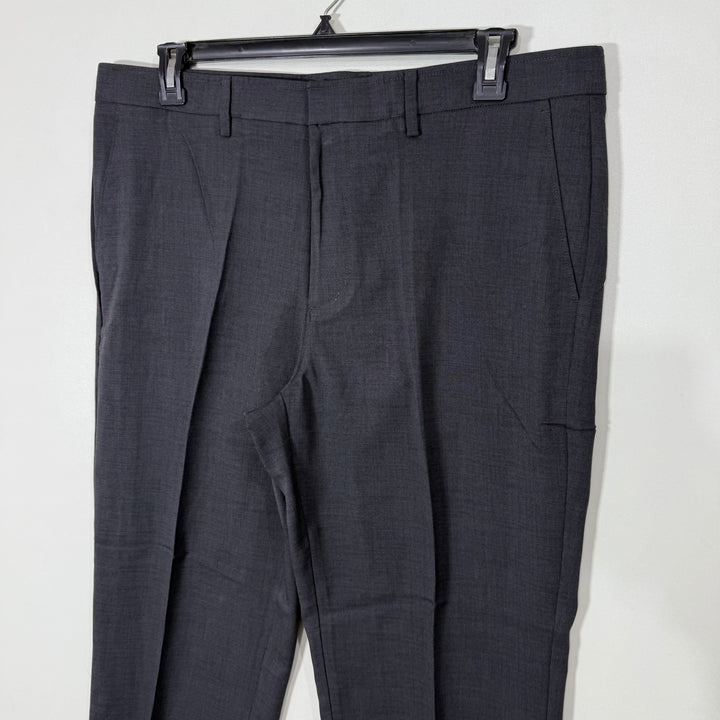 HAGGAR STRAIGHT FIT SUPERFLEX WAISTBAND TEXTURED PERFORMANCE DRESS PANT WITH STRETCH