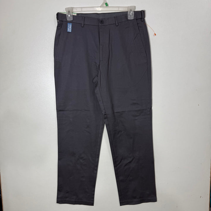 HAGGAR CLASSIC FIT FLAT FRONT PREMIUM NO IRON COTTON CHINO PANT BRAND NEW