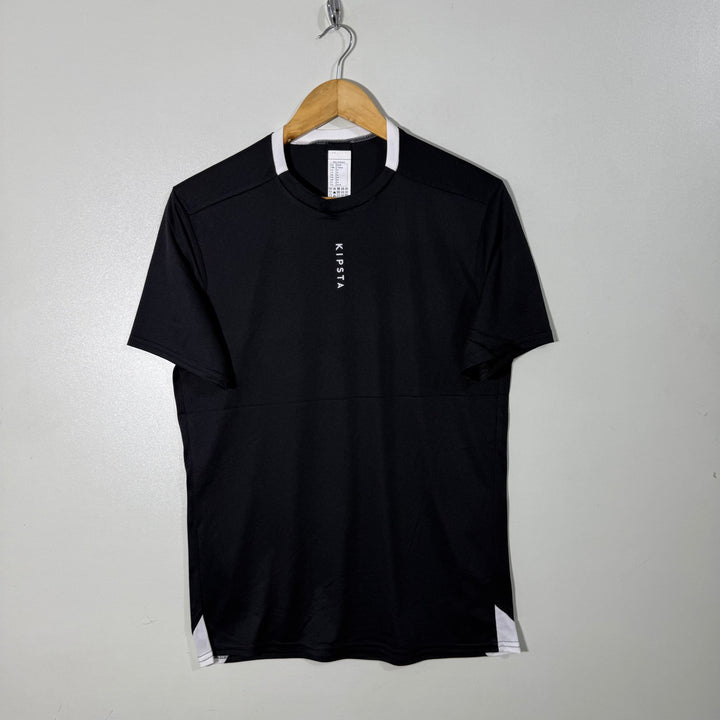 DECATHLON LIGHT WEIGHT RUNNING SPORT TSHIRT BLACK COLOUR