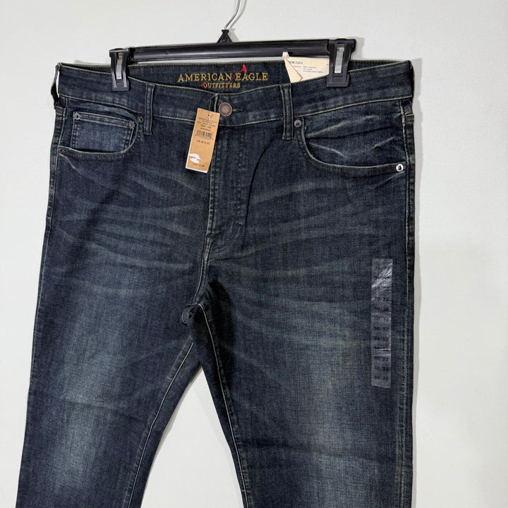 AMERICAN EAGLE STRAIGHT FIT EXTREME FLEX 4 WAY STRETCH DENIM PANT BRAND NEW
