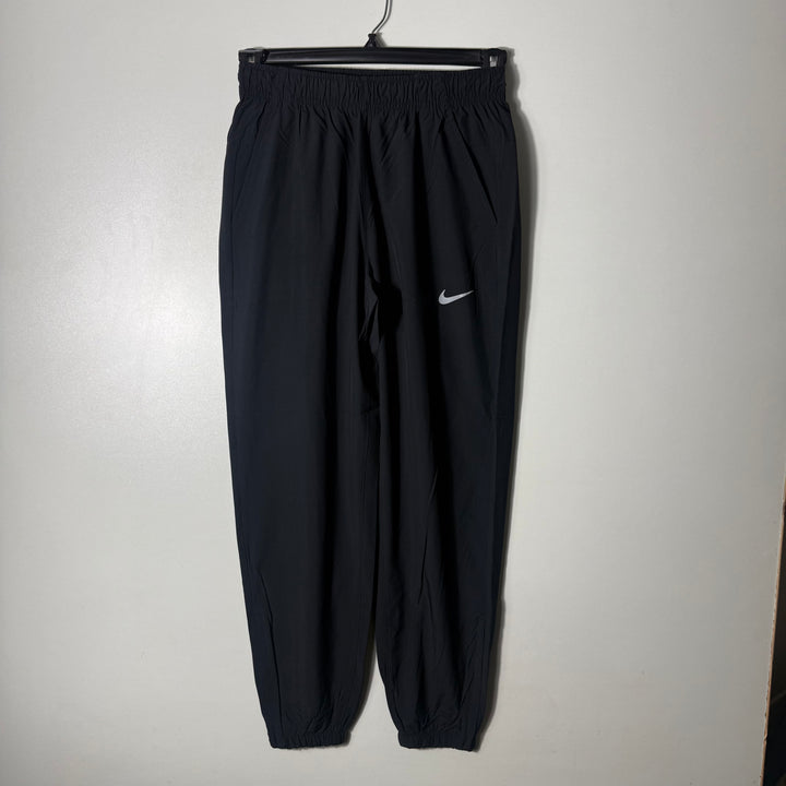 NIKE DRI FIT PARACHUTE TROUSER BLACK COLOUR