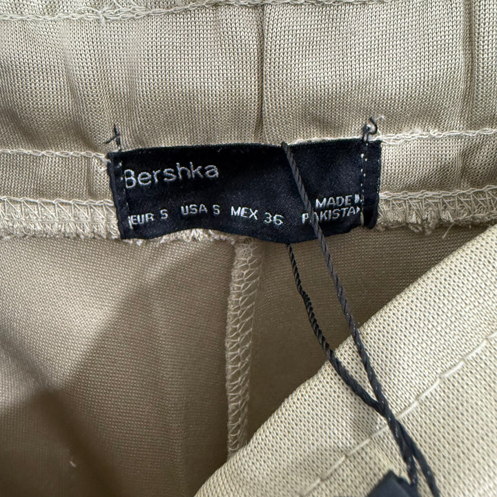 BERSHKA SPORT TROUSER WITH SIDE  ZIP POCKETS BRAND NEW