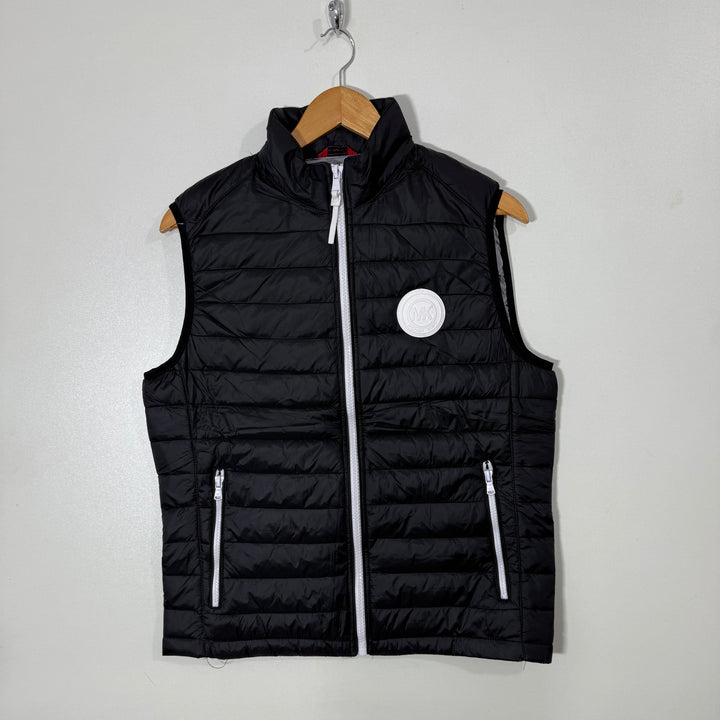 MICHAEL KORS TRAVEL ENGINEERED WATER RESISTANT WIND PROOF COLD RESISTANT COMPACT INSULATION SUSTAINABLE INSULATION SLEEVES LESS PUFFER JACKET