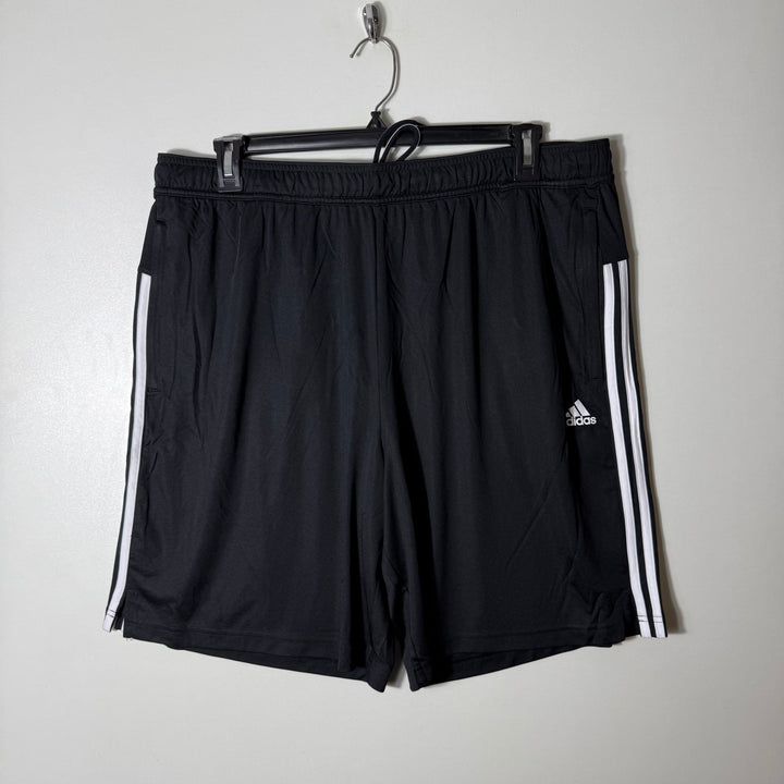 ADIDAS SPORT SHORT WITH SIDE ZIP POCKETS BLACK COLOUR