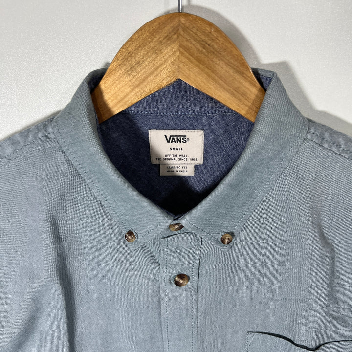 VANS BUTTON DOWN HALF SLEEVES SHIRT