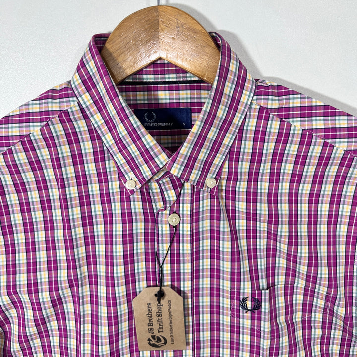FRED PERRY BUTTON DOWN HALF SLEEVES SHIRT