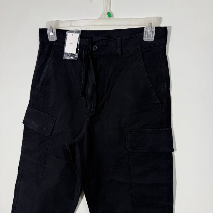 UNIQLO SLIM FIT CARGO COTTON PANT BRAND NEW WITH STRETCH BLACK COLOUR