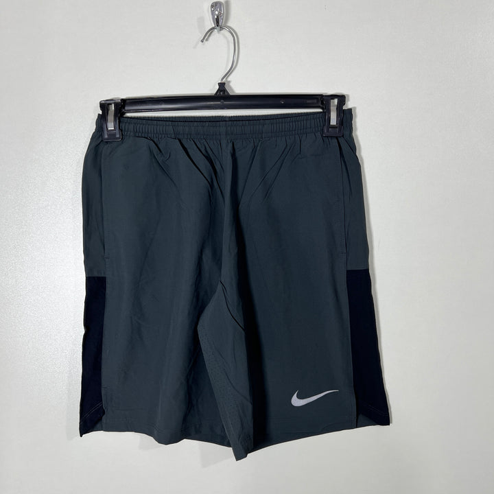 NIKE DRI FIT PARACHUTE TRAINING SPORT