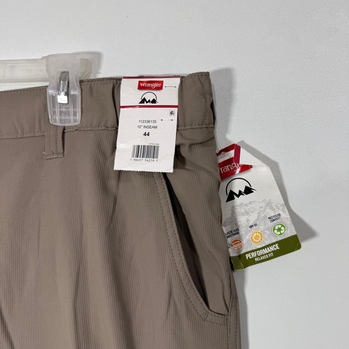 WRANGLER PERFORMANCE SHORT BRAND NEW YORK ITH STRETCB