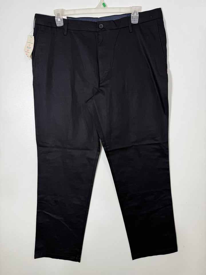 DOCKERS SIGNATURE KHAKI CLASSIC FIT COTTON CHINO PANT BRAND NEW WITH STRETCH BLACK COLOUR