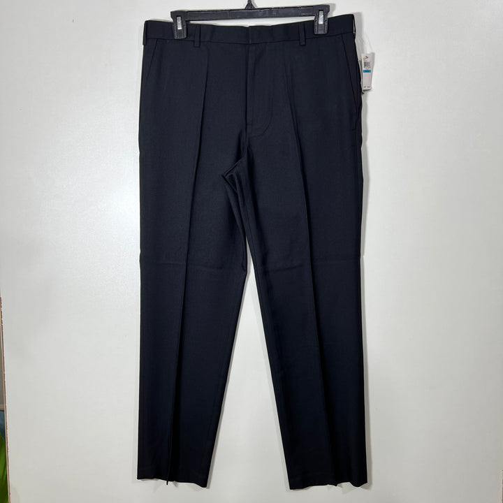 VAN HEUSEN STRAIGHT FIT DRESS PANT BRAND NEW WITHOUT STRETCH