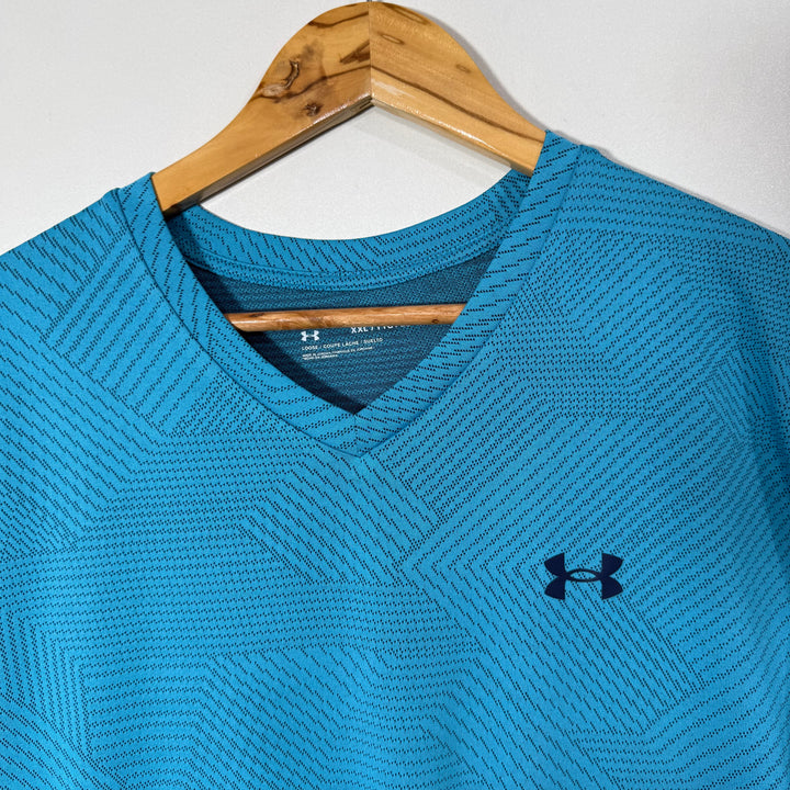 HNDER ARMOUR V NECK SPORT TSHIRT