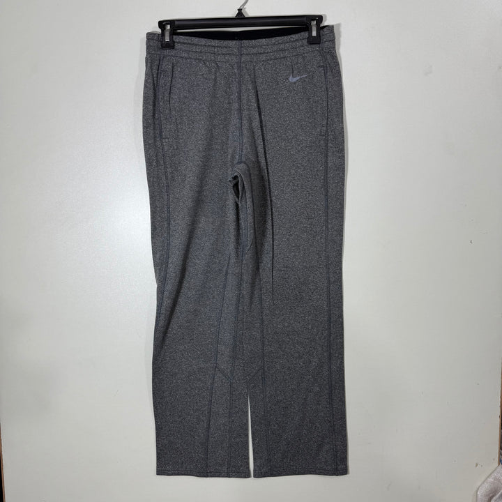 NIKE DRI FIT LOOSE FIT SPORT TROUSER INNER FLEECE GREY COLOUR