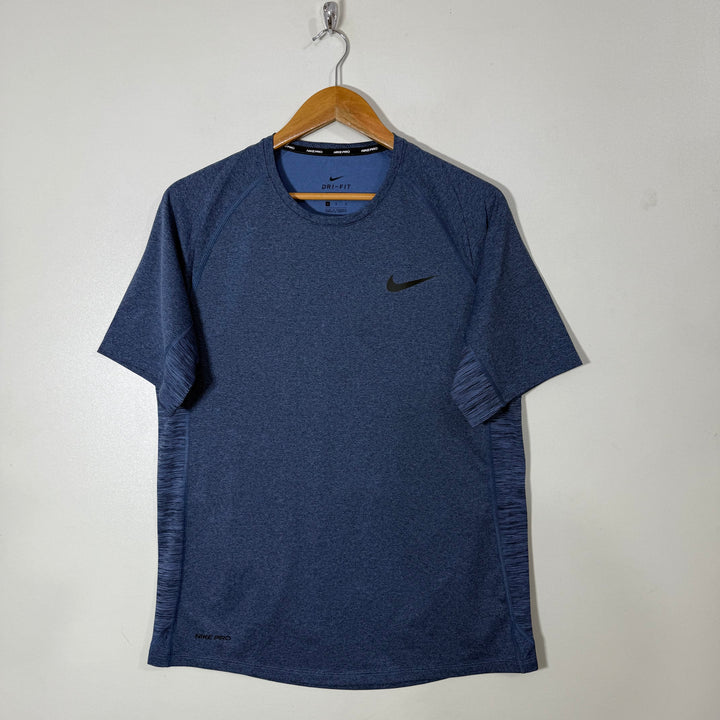 NIKE PRO FITTED  SPORT TSHIRT