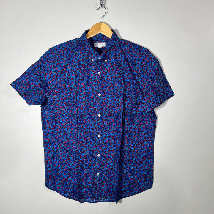 GAP BUTTON DOWN HALF SLEEVES SHIRT