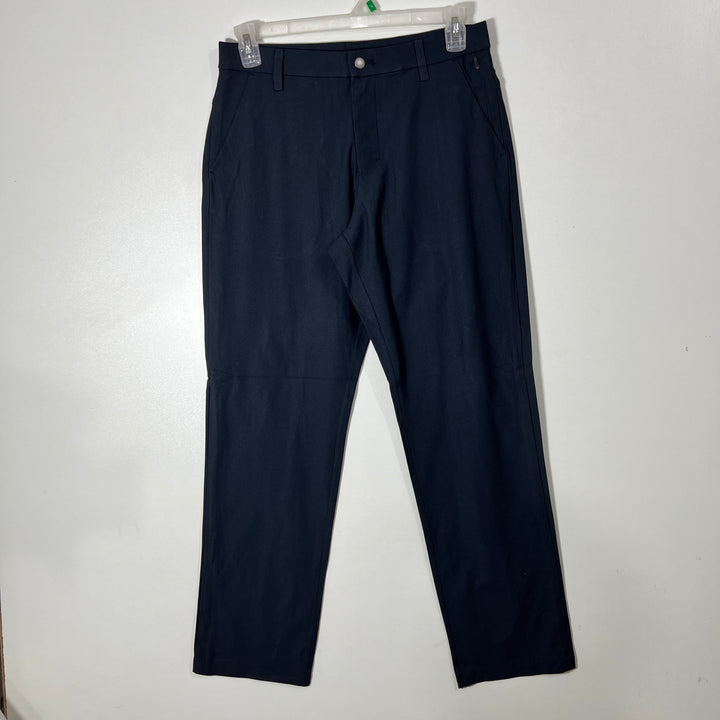 KIRKLAND STRAIGHT FIT PERFORMANCE PANT WITH STRETCH