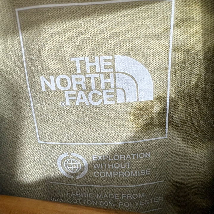 THE NORTH FACE WOMEN  PRINTED  COTTON TSHIRT BRAND NEW