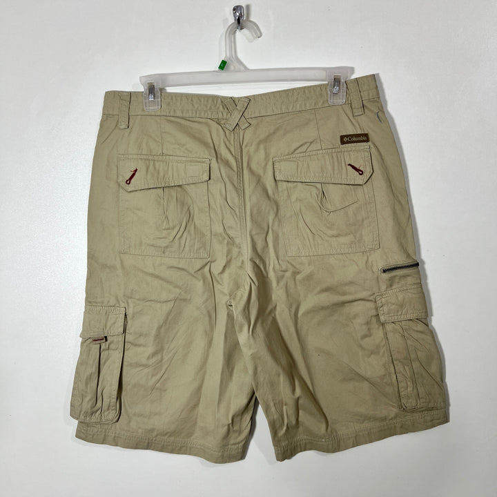 COLUMBIA CARGO COTTON SHORT BRAND NEW