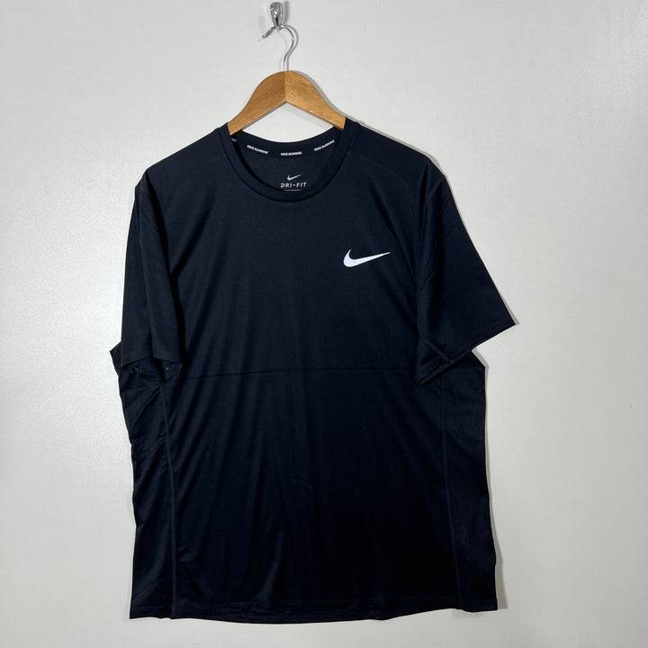 NIKE RUNNING SPORT TSHIRT