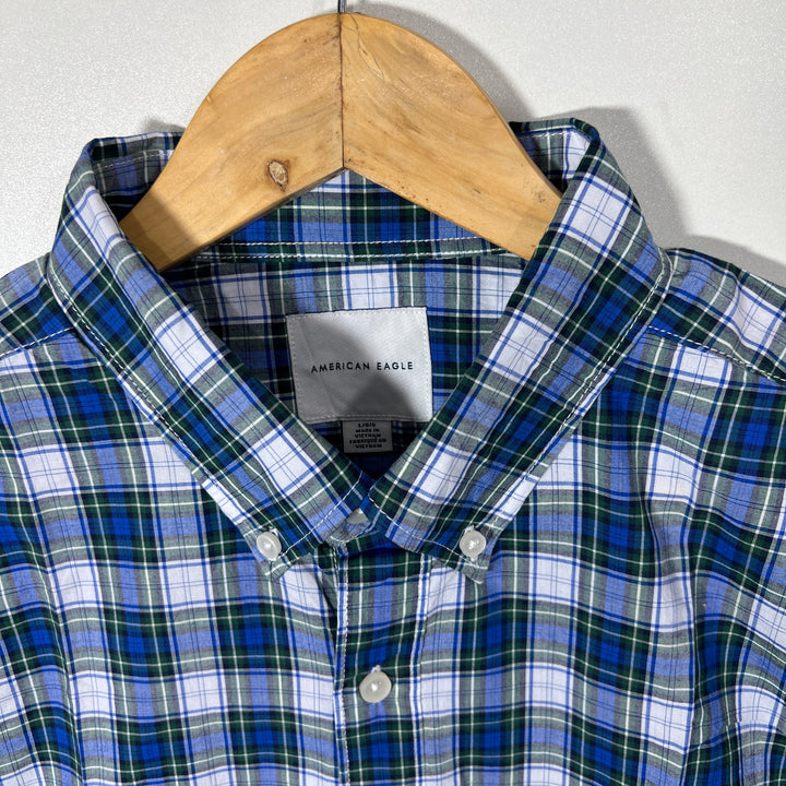 AMERICAN EAGLE BUTTON DOWN CASUAL CKECKERED SHIRT