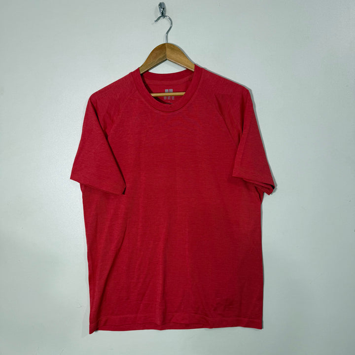 UNIQLO DRI EX ODOR CONTROL  SPORT TSHIRT