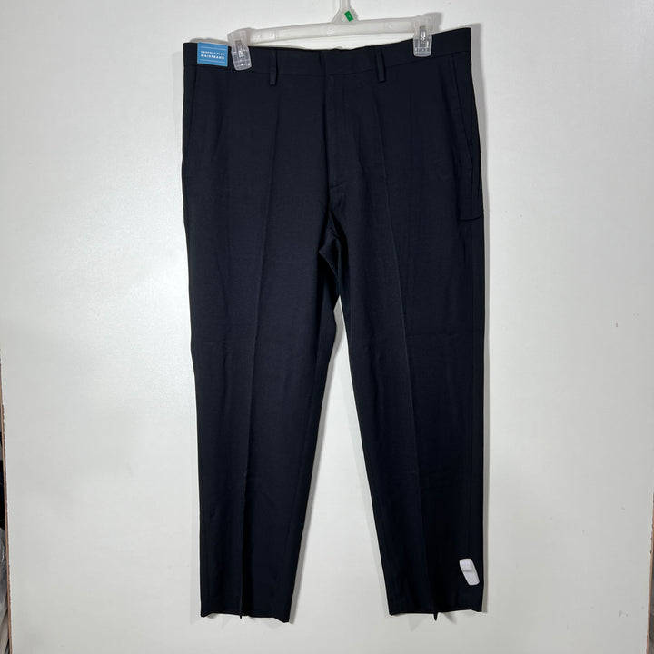 HAGGAR TAILORED FIT DRESS PANT BRAND NEW WITH STRETCH BLACK COLOUR
