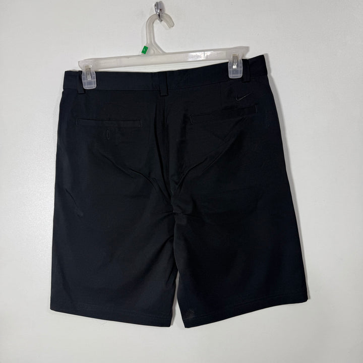 NIKE GOLF SHORT GREY COLOUR