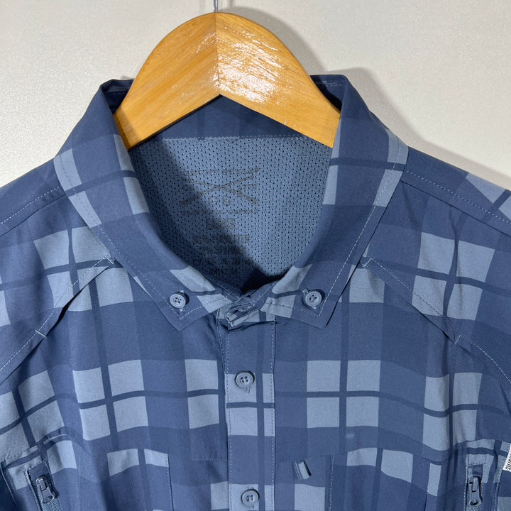 GRUNT STYLE PERFORMANCE SHIRT BRAND NEW WITH STRETCH