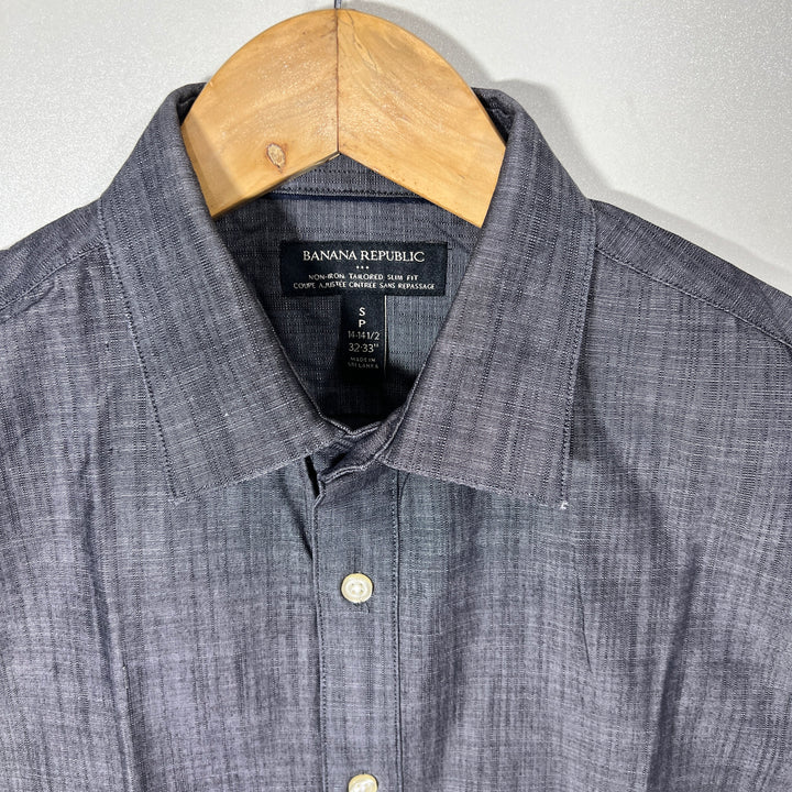 BANANA REPUBLIC SLIM FIT TAILORED FIT NON IRON TEXTURED SHIRT