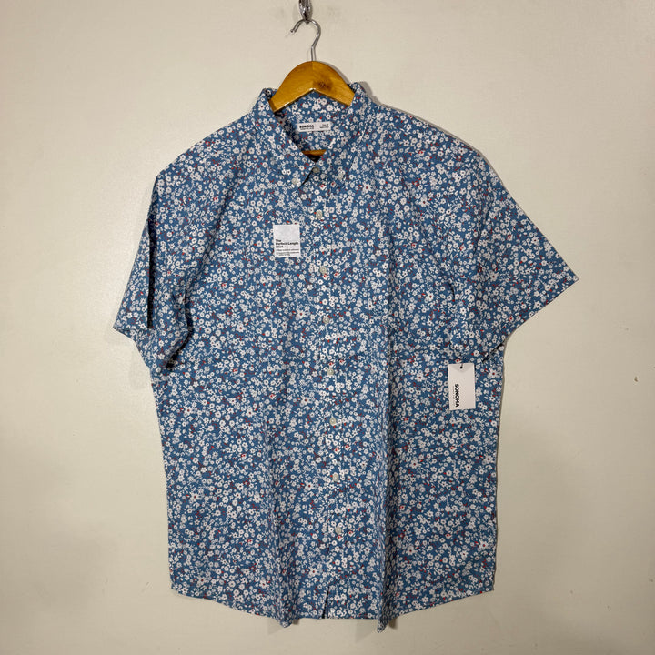 SONOMA HALF SLEEVES SHIRT BRAND NEW WITH STRETCH