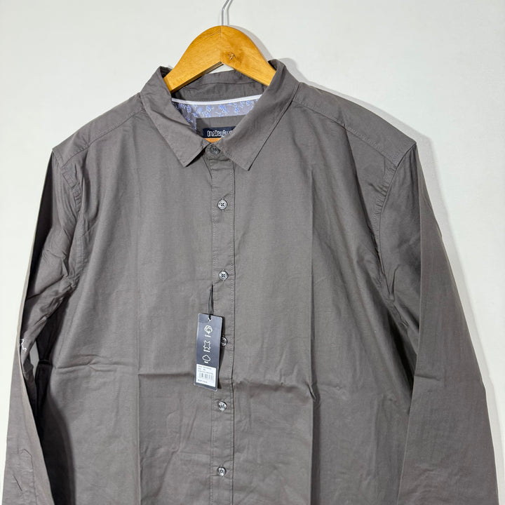 ONE DAY AWAY COTTON SHIRT BRAND NEW WITH STRETCH