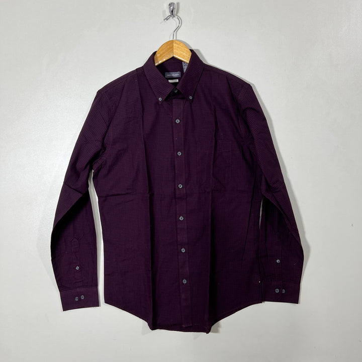 VAN HEUSEN CLASSIC FIT BUTTON DOWN CHECKERED SHIRT