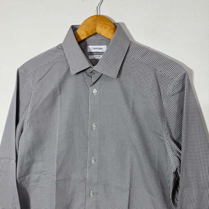 CALVIN KLEIN SLIM FIT NON IRON CHECKERED SHIRT