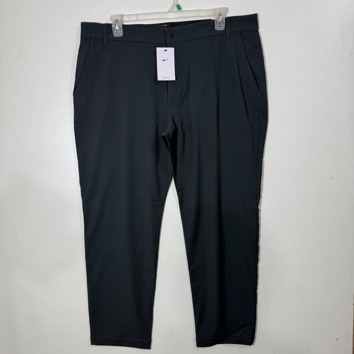 NIKE STANDARD FIT PERFORMANCE PANT BRAND NEW WITH STRETCH GREY COLOUR