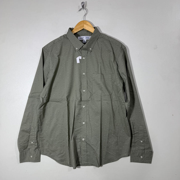 OLD NAVY REGULAR FIT BUTTON DOWN CASUAL COTTON SHIRT. BRAND NEW