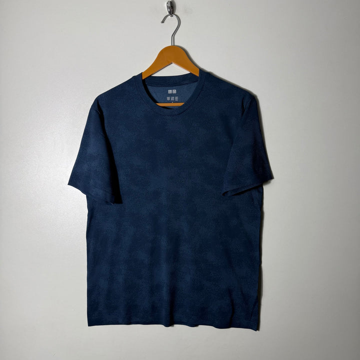 UNIQLO CAMOUFLAGE SPORT TSHIRT