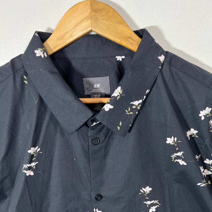 H&M MUSCLE FIT HALF SLEEVES SHIRT